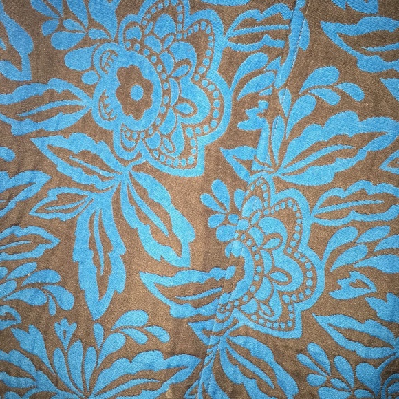 Flattering flower pattern dress - Picture 2 of 3